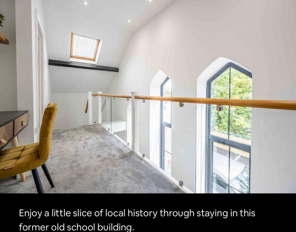 The Old School Sleeps 14